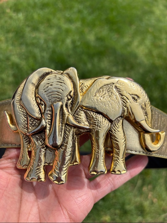 Vintage Accessories - Vintage Gold Elephant Buckle Belt